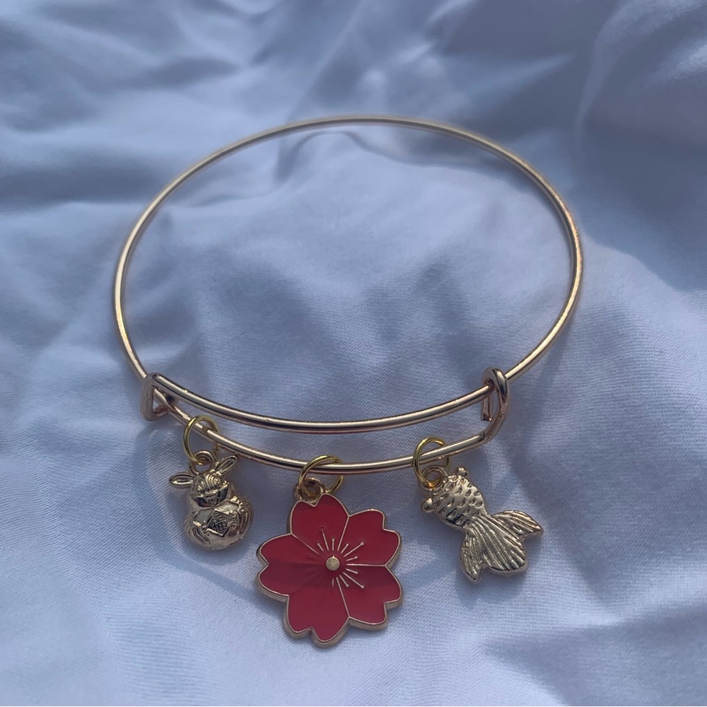 Brand New! Handmade! Adjustable Charm Bracelet - Picture 4 of 9